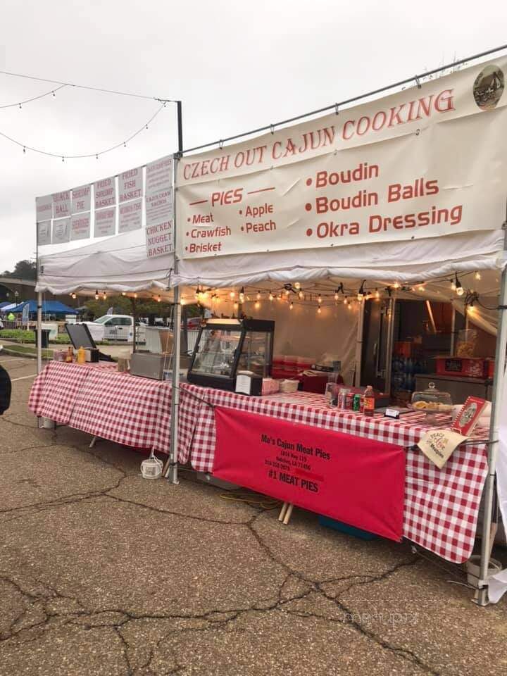 Ma's Cajun Meat Pies - Natchez, LA