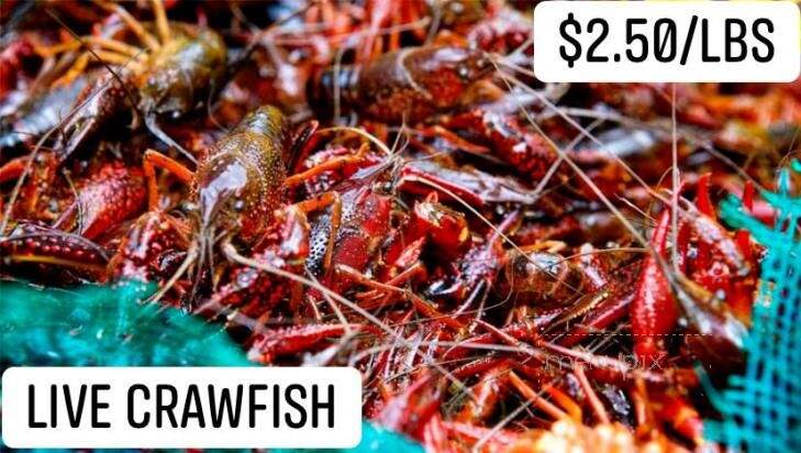 RJ's Crawfish Shack - Bryant, AR