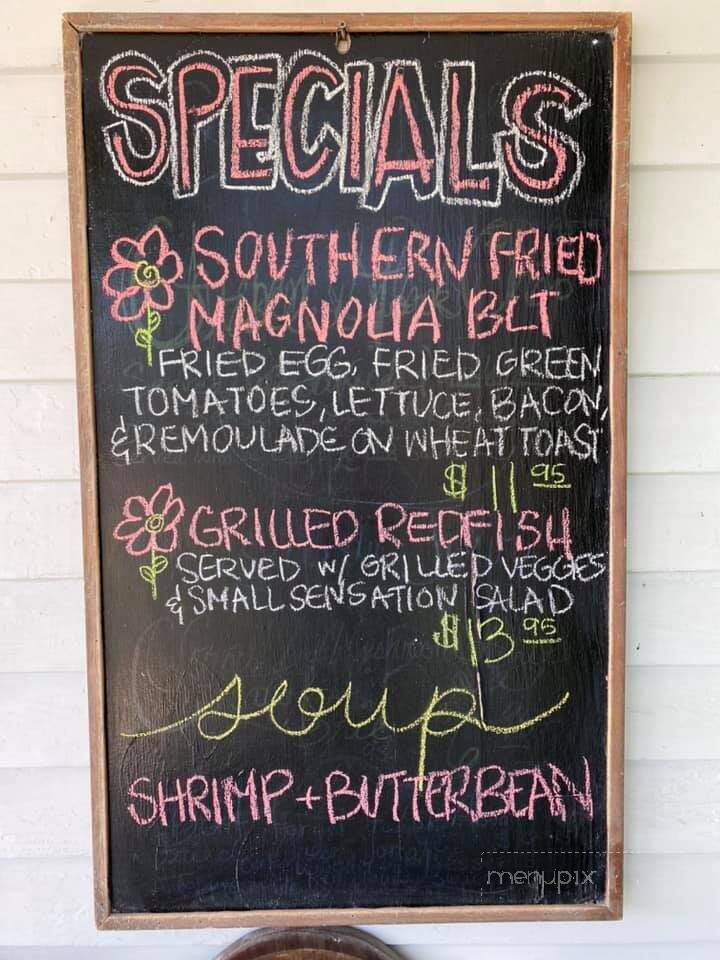 Magnolia Cafe Inc - Saint Francisville, LA